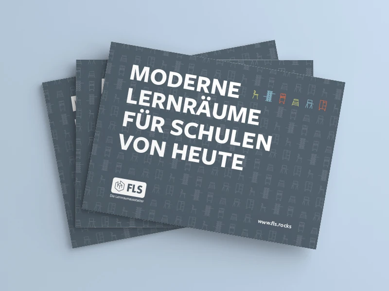 Katalogstapel mit sichtbarem Cover für das Projekt 'Schulmöbel Katalog' – Grafikdesign & Print Portfolio (Vorschau)